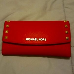 Michael kors wallet